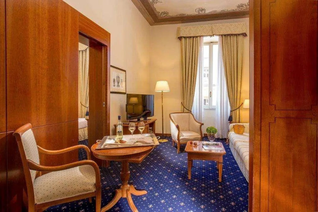 Room, UNA HOTELS Empire Roma, Rome
