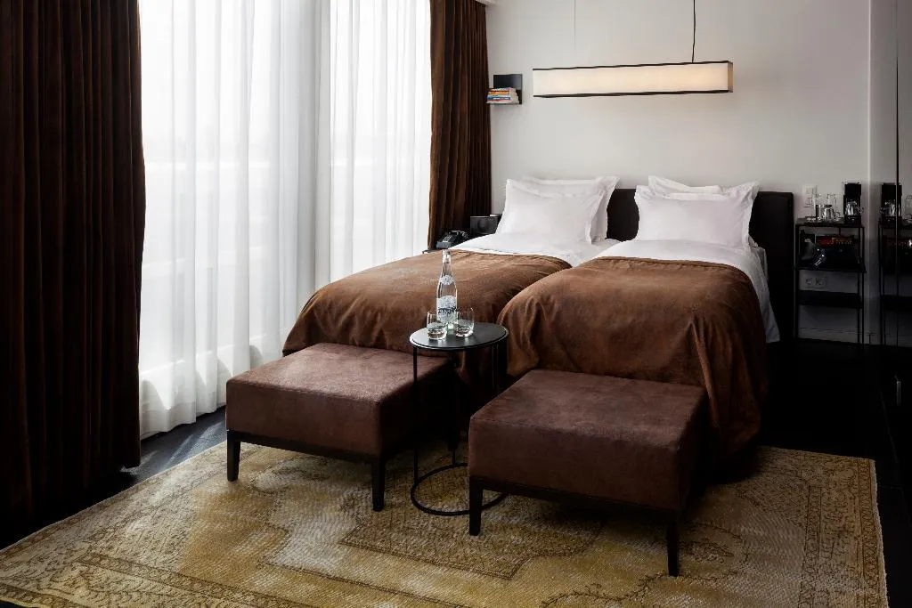 TWIN DELUXE Room, SIR Albert Hotel, part of Sircle Collection, Amsterdam