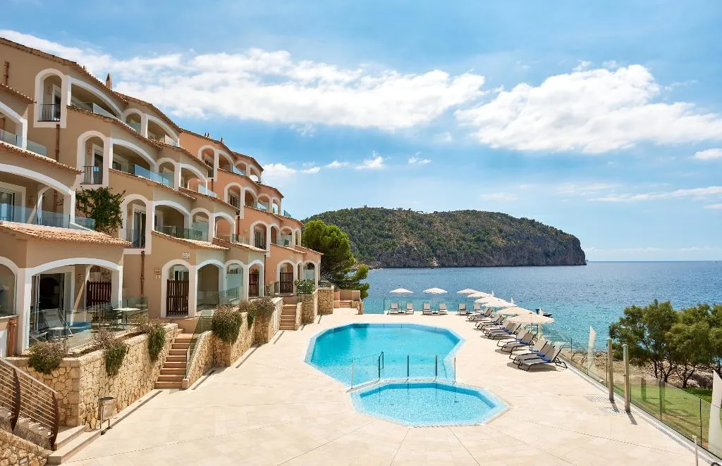 General view, Cabau Bahia Camp de Mar Suites, Majorca