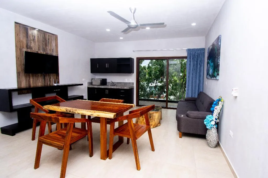 JUNIOR SUITE POOL VIEW Room, Hotel Cenotes Casa Tortuga, Cancun Area