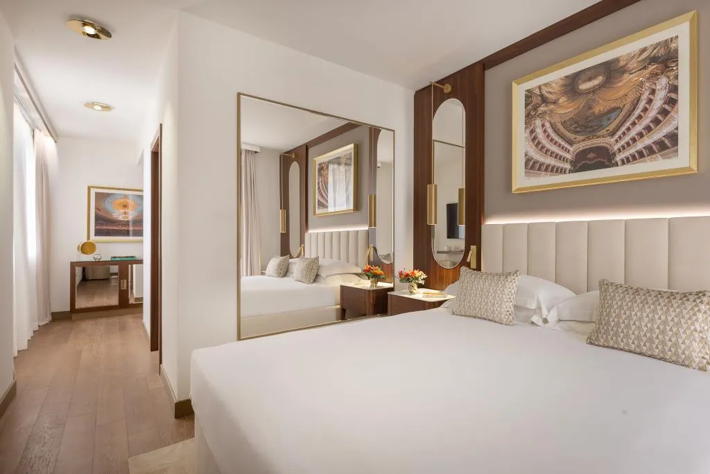 APARTMENT DELUXE TWO BEDROOM Room, Teatro Luxury Apartments Firenze, Florence