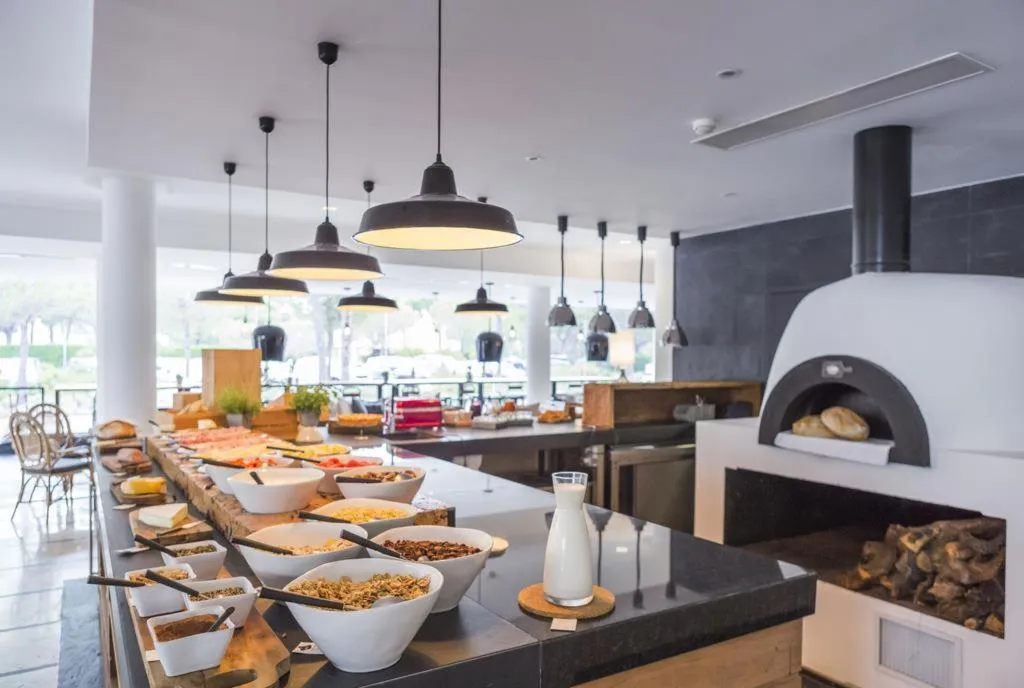 Restaurant, Octant Praia Verde, Algarve