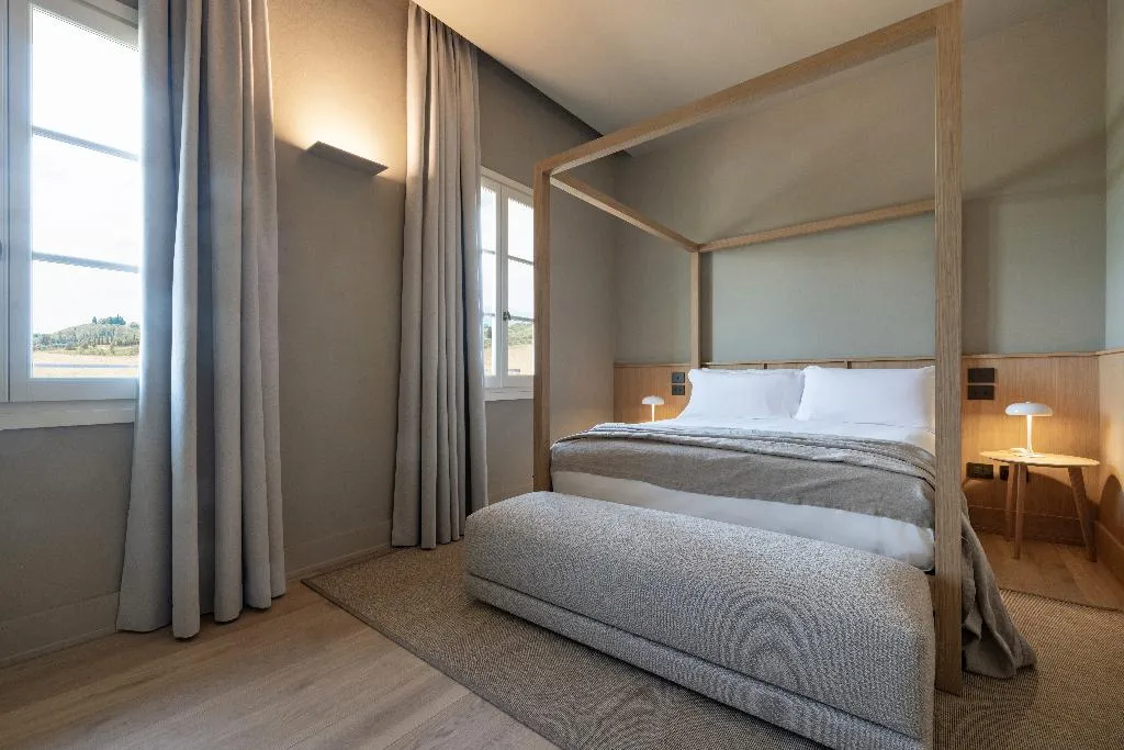 JUNIOR SUITE QUEEN SIZE BED Room, Colle Alberti Country House, Florence