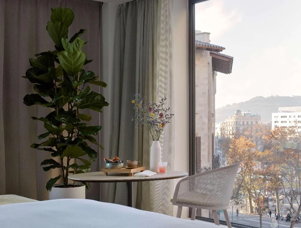 SUITE CITY VIEW Room, ME Barcelona, Barcelona