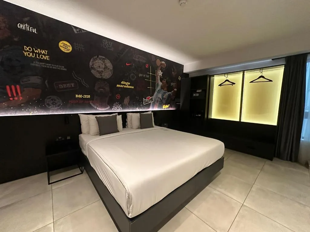 QUADRUPLE INNER Room, So City Hotel, Malta