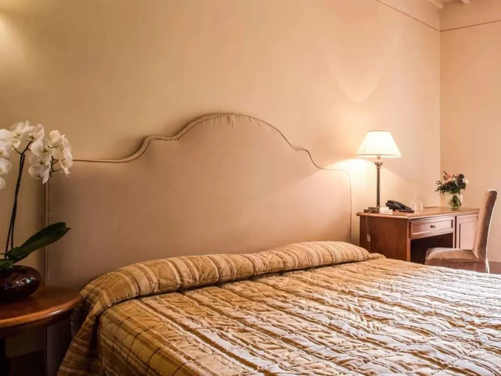 Room, Palazzo San Niccolo, Florence