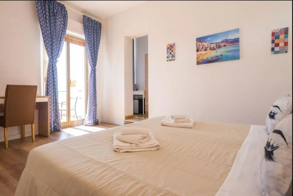 DOUBLE SEA VIEW Room, Hotel Elios, Taormina