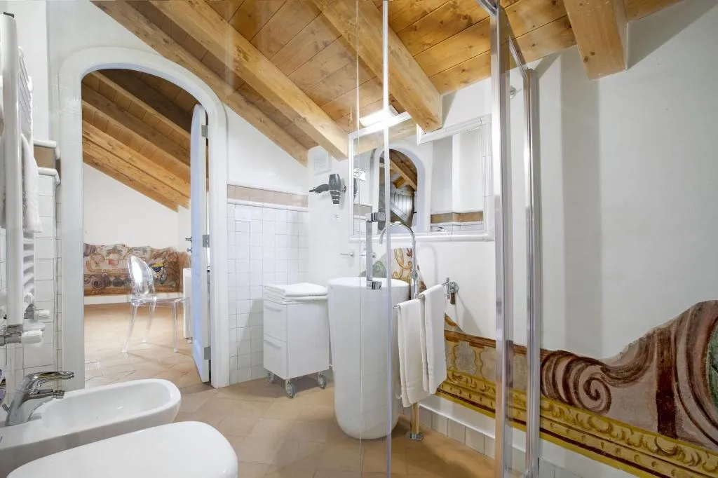 Room, Il Moro Di Positano, Naples