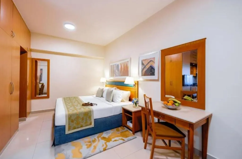 STUDIO STANDARD Room, Golden Sands Hotel Apartments, Dubai