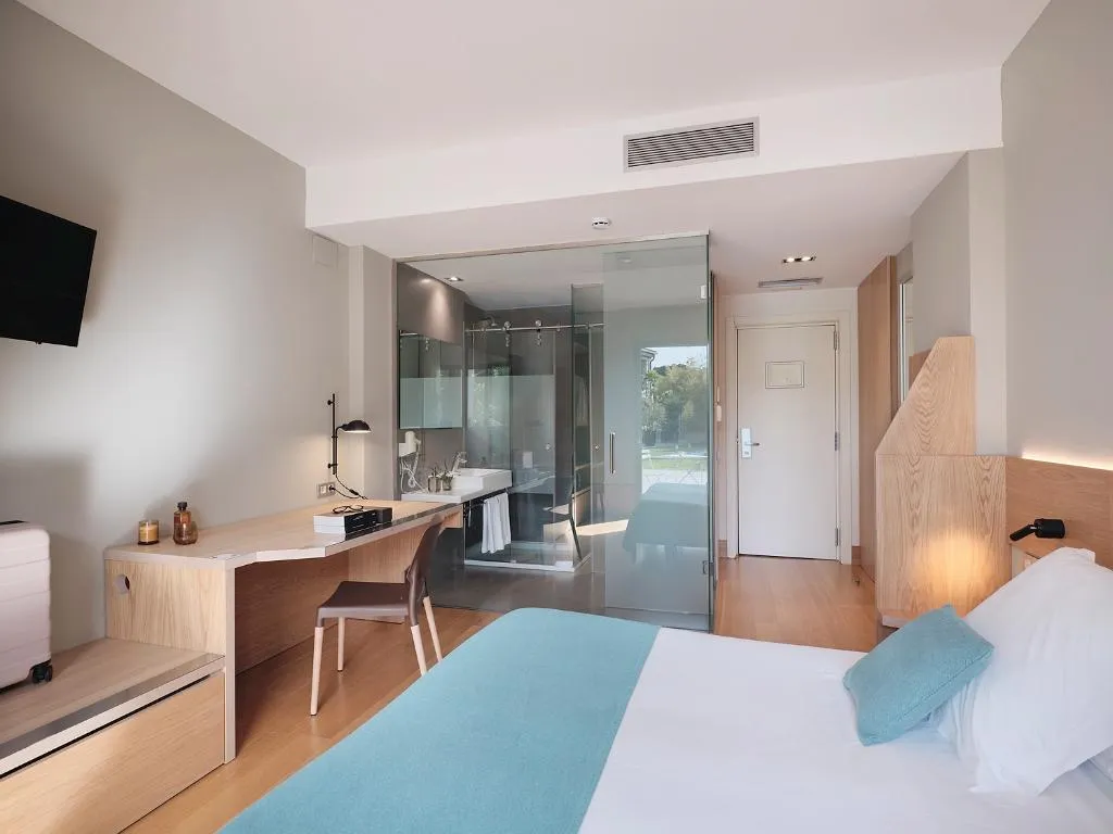 DOUBLE SUPERIOR Room, Qgat Suites & Events, Barcelona