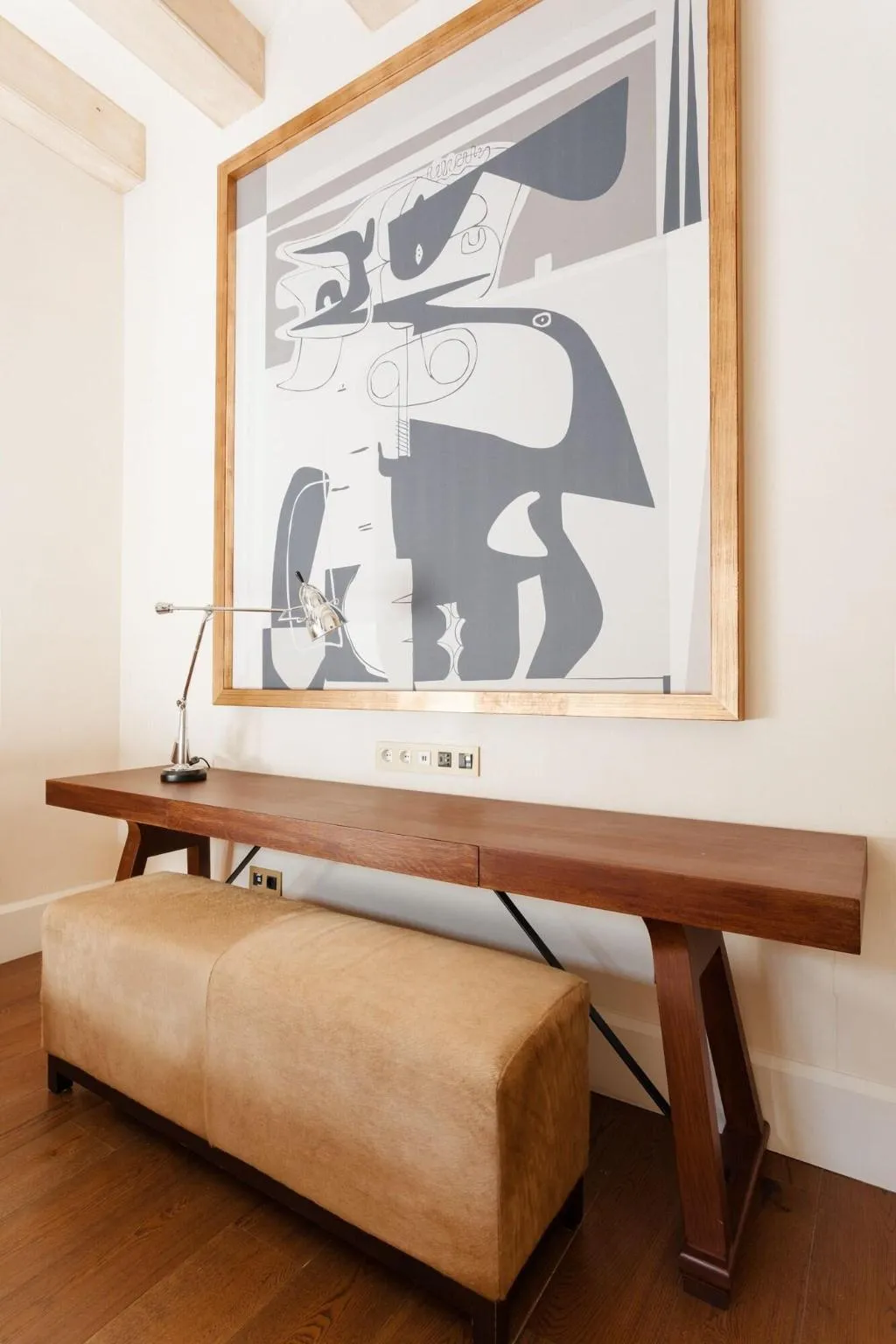 DOUBLE KING SIZE BED Room, Do: Placa Reial, Barcelona