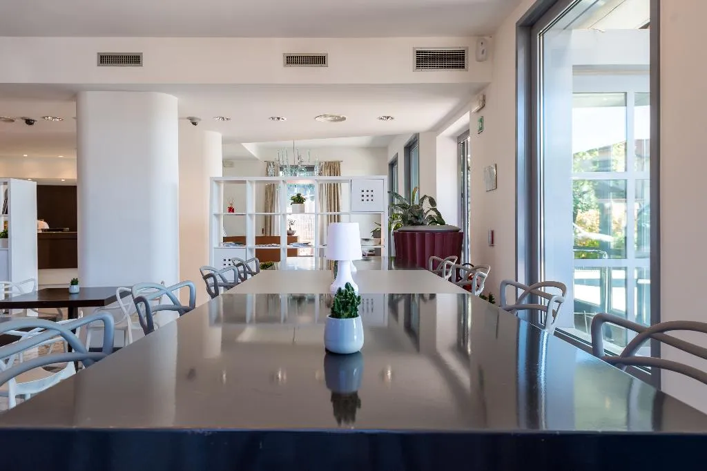 Restaurant, First Hotel Malpensa, Milan