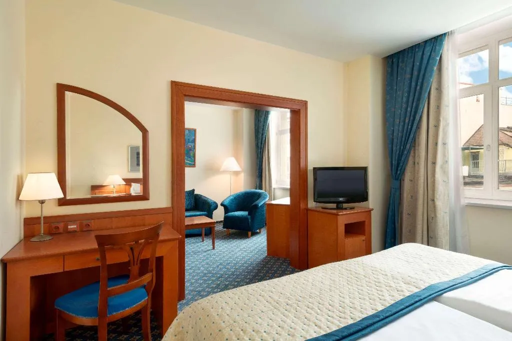 SUITE KING BED NON SMOKING Room, Ramada Prague City Centre, Prague