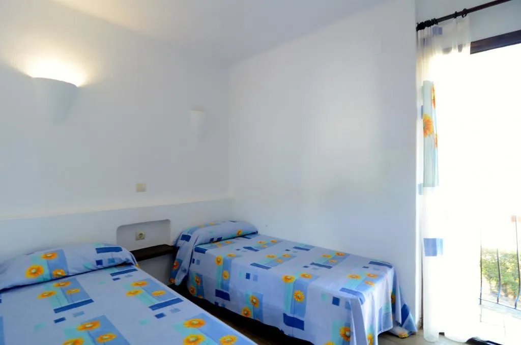 APARTMENT THREE BEDROOMS Room, Piverd Golf, Costa Brava