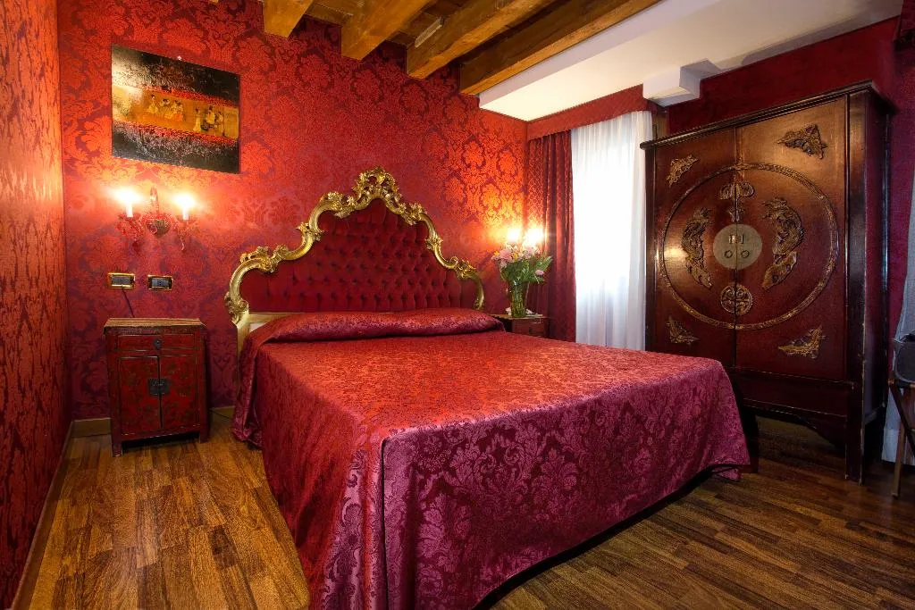 Room, Hotel Noemi, Venice
