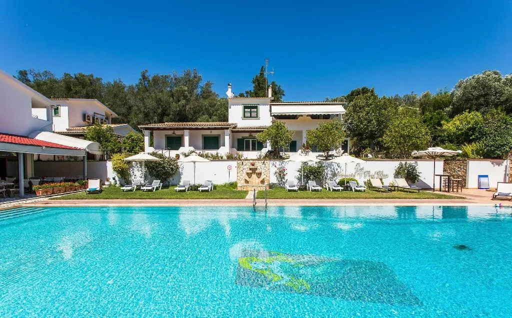 Pool, Paradise Inn, Corfu