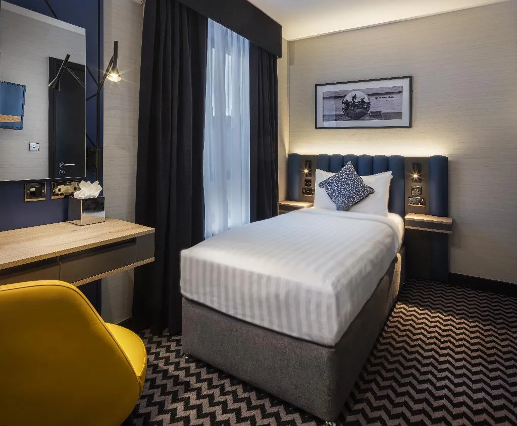 SINGLE STANDARD Room, Academy Plaza Hotel, Dublin