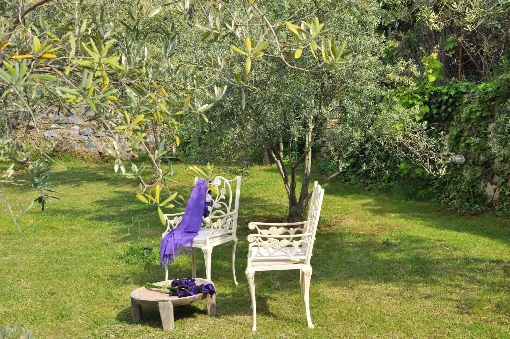 Terrace, Gullu Konaklari, Izmir
