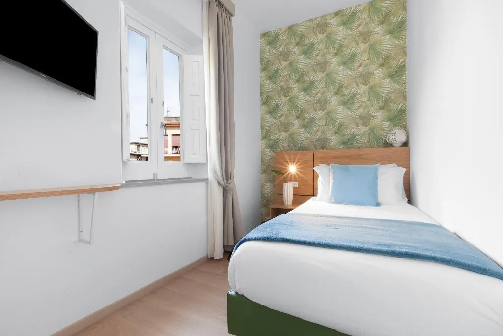 TRIPLE CLASSIC Room, Unconventional Sorrento Coast, Naples