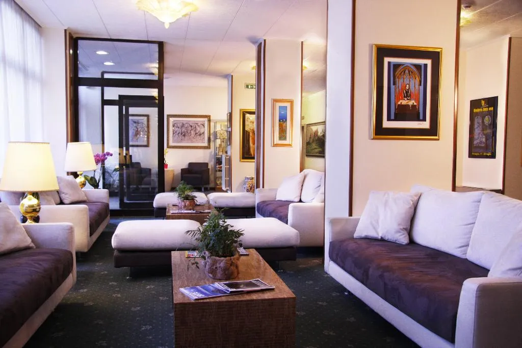 Lobby, Ilgo, Perugia