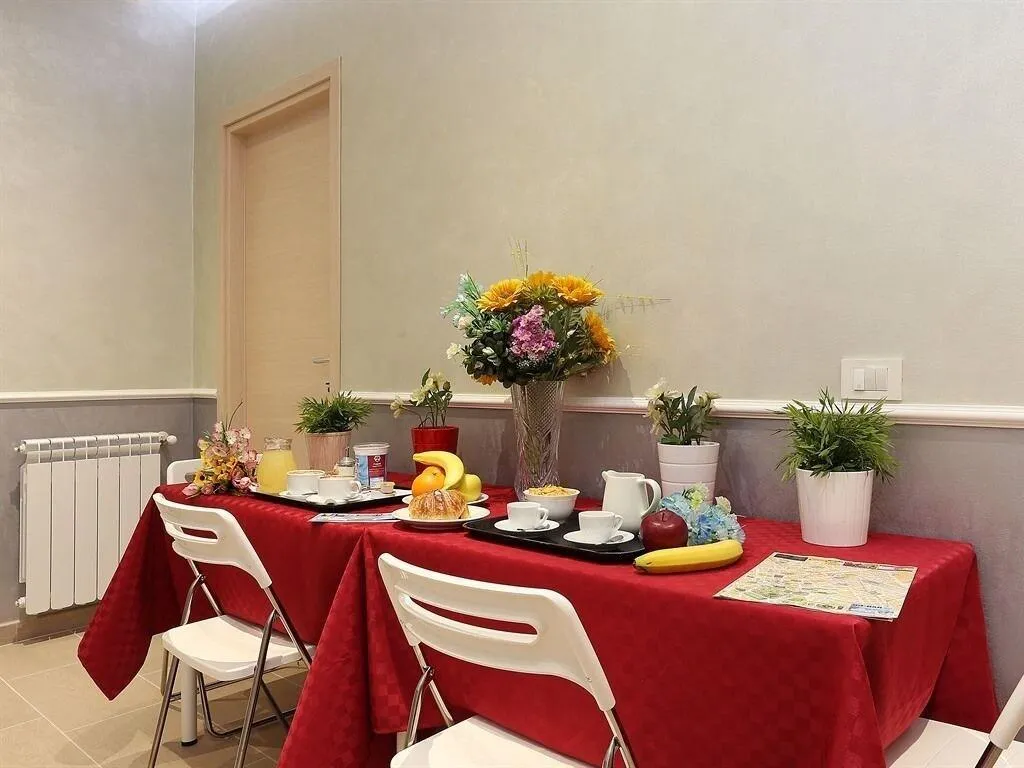 Restaurant, Adorasuite 2, Naples