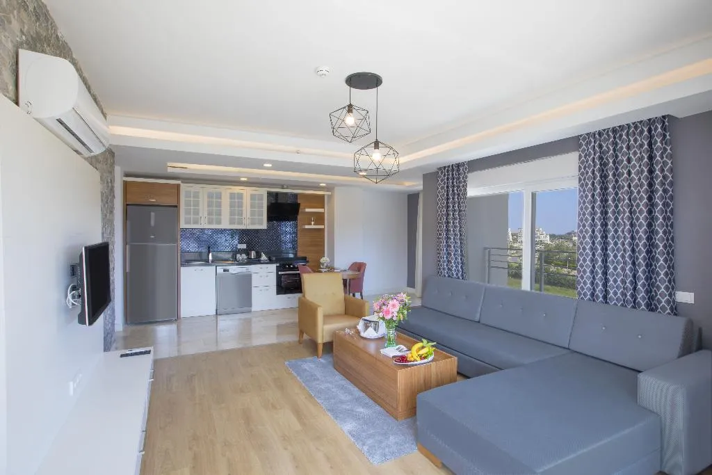 TRIPLE DELUXE SUPERIOR Room, Greenwood Suites Resort, Antalya
