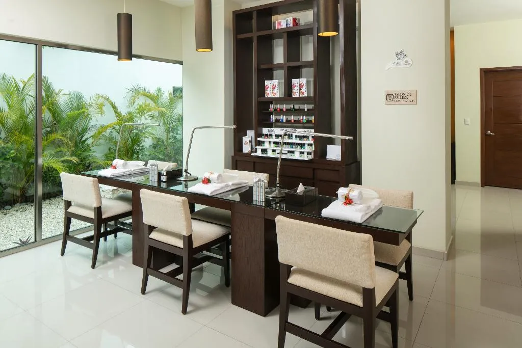 Sports and Entertainment, El Dorado Seaside Palms Spa Resort-All Inclusive, Cancun Area