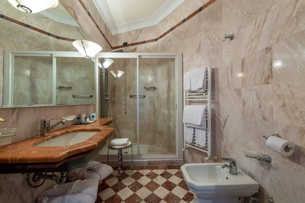 Double or Twin DELUXE SEA VIEW Room, Grand Hotel Ortigia, Catania