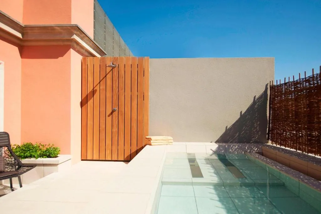 Sports and Entertainment, Le Meridien Barcelona, Barcelona