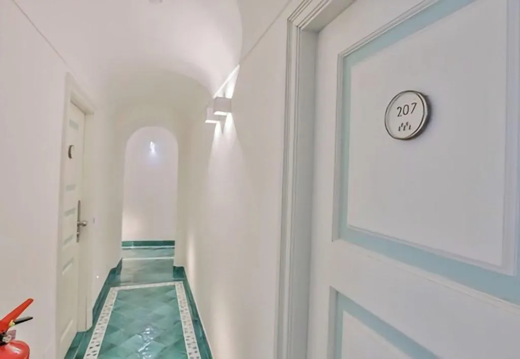 Lobby, Hotel Centrale, Naples