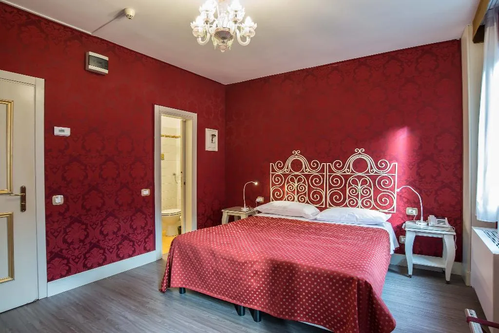Double or Twin STANDARD Room, La Fenice et des Artistes, Venice