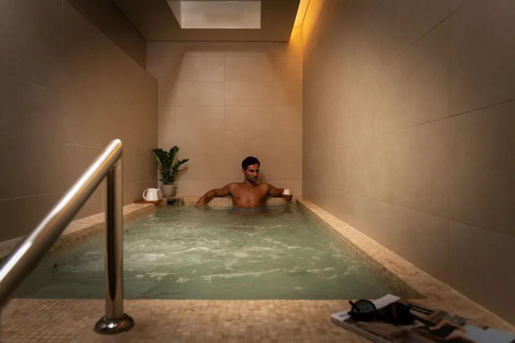 Sports and Entertainment, Sheraton Dubai Mall of the Emirates Hotel, Dubai