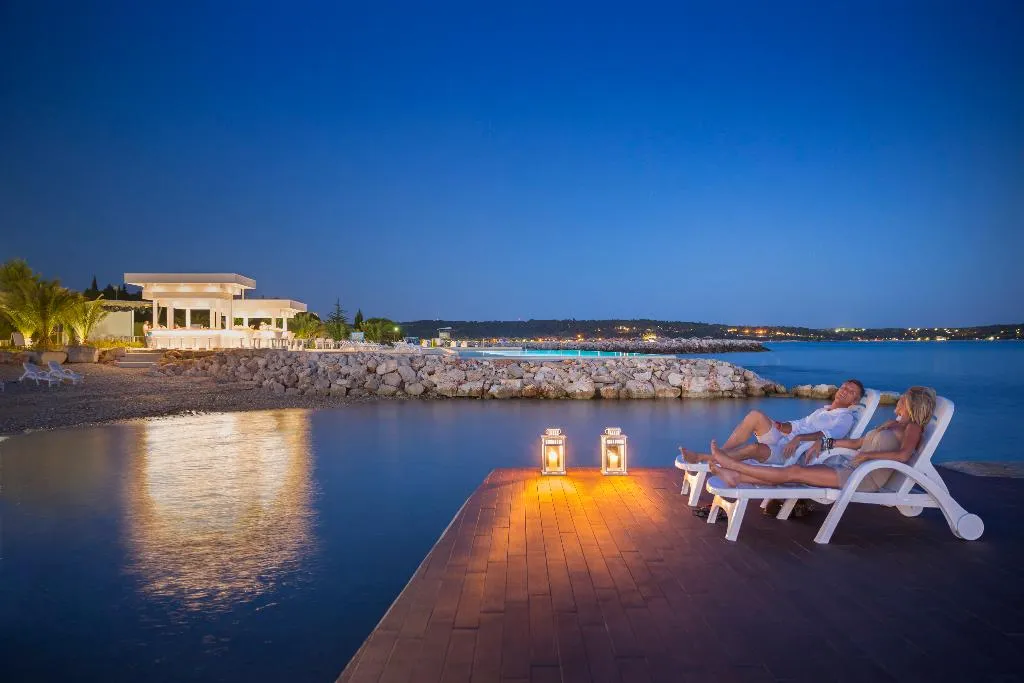 Beach, Aminess Vival Maestral Hotel, Istria