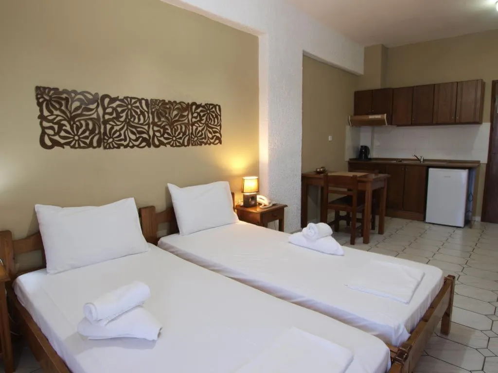 APARTMENT ONE BEDROOM Room, Kleopatra Traditional Hotel, Kalamata