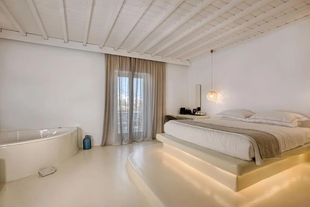 DOUBLE WITH JACUZZI Room, Nodo Boutique Hotel, Mykonos