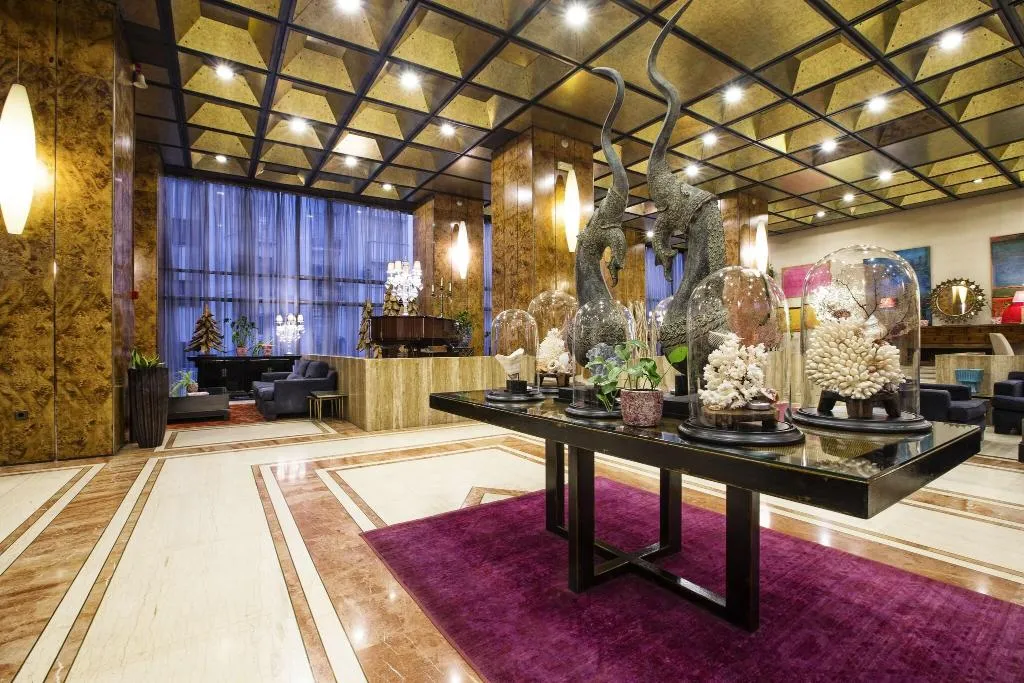 Lobby, President, Athens