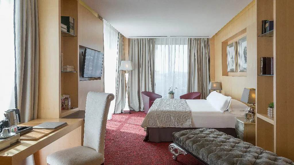 JUNIOR SUITE STANDARD Room, MiM Sitges Member of Melia Collection, Costa Brava