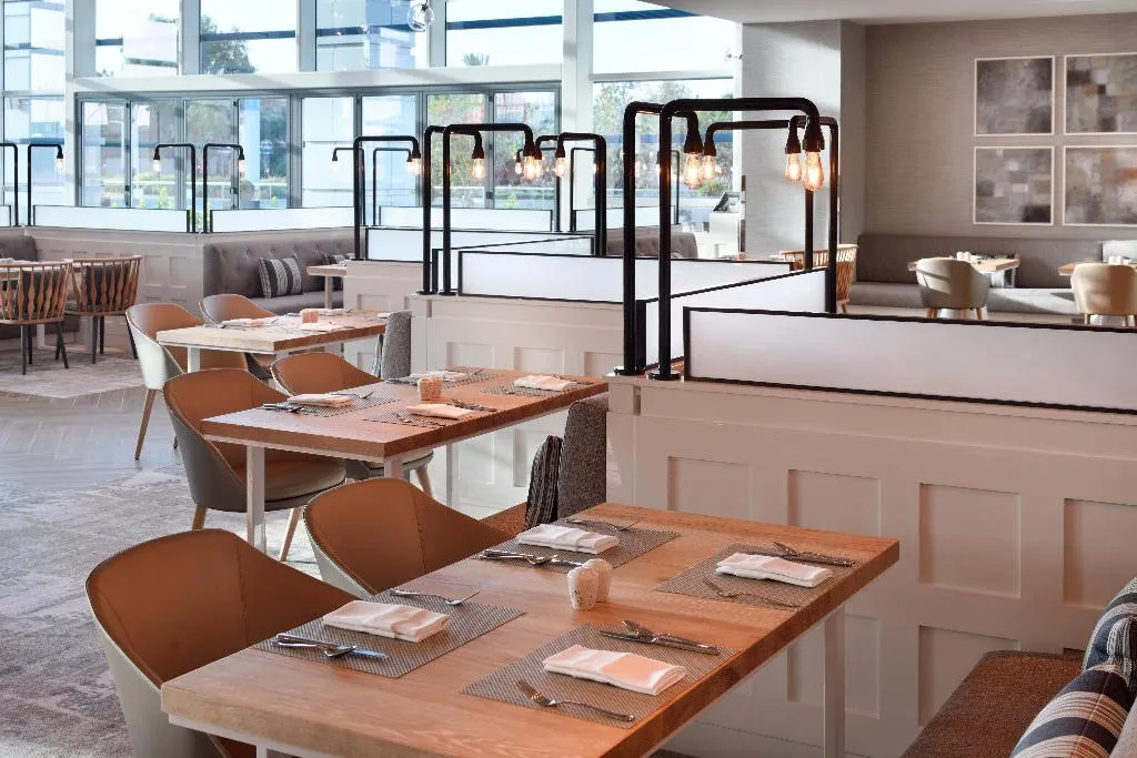 Restaurant, Holiday Inn & Suites Dubai Festival City, Dubai