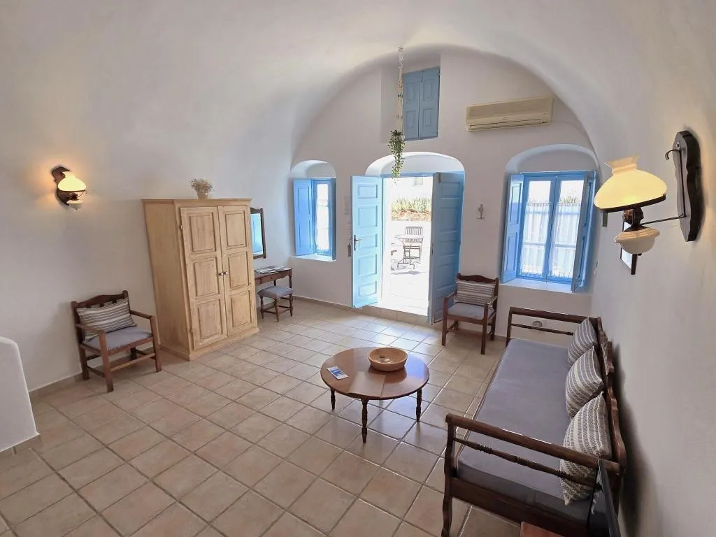 DOUBLE ONE BED Room, Aethrio Sunset Village, Santorini