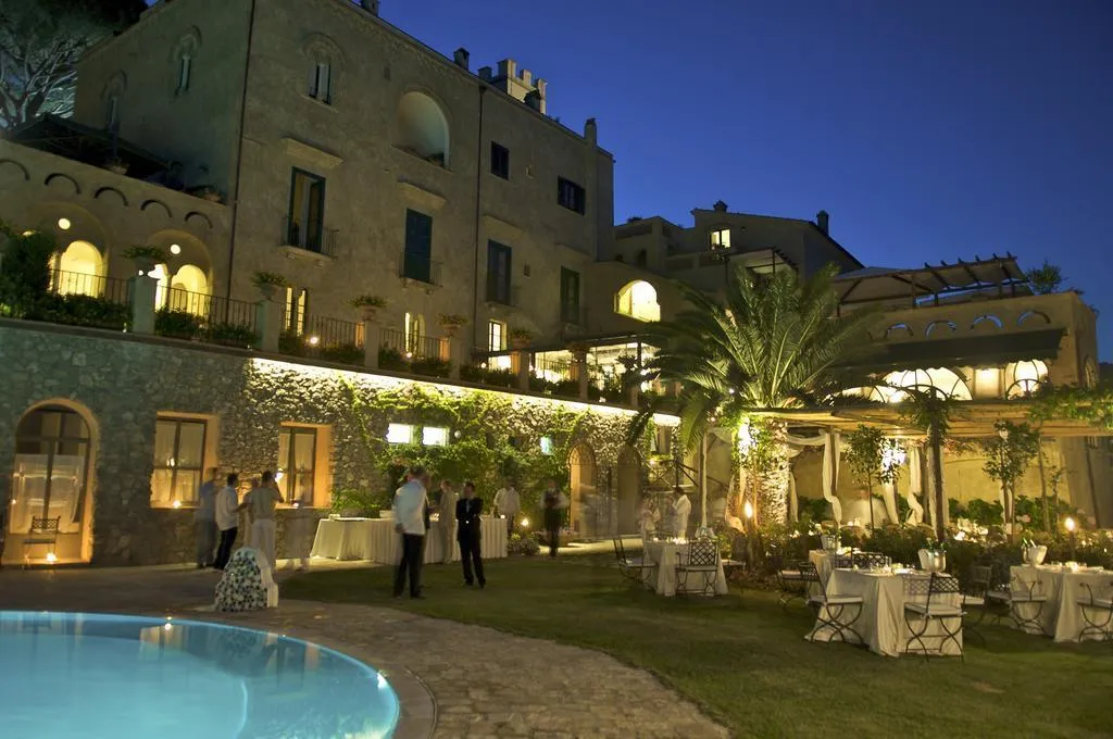 Pool, Villa Cimbrone, Naples