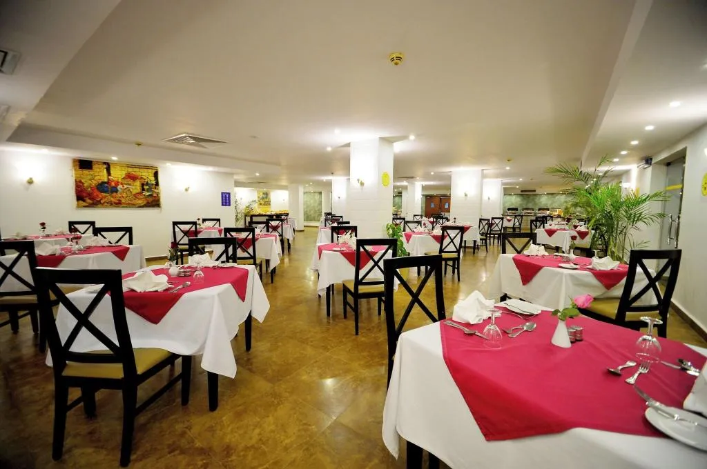 Restaurant, Falcon Naama Star Hotel, Red Sea Riviera
