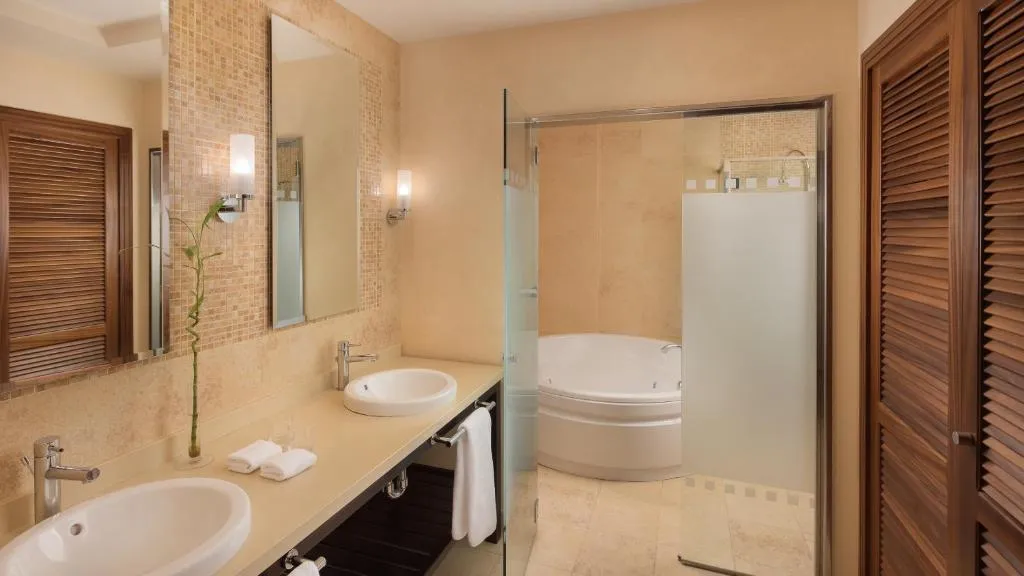 JUNIOR SUITE GARDEN VIEW Room, Sheraton Fuerteventura Beach, Golf & Spa Resort, Fuerteventura