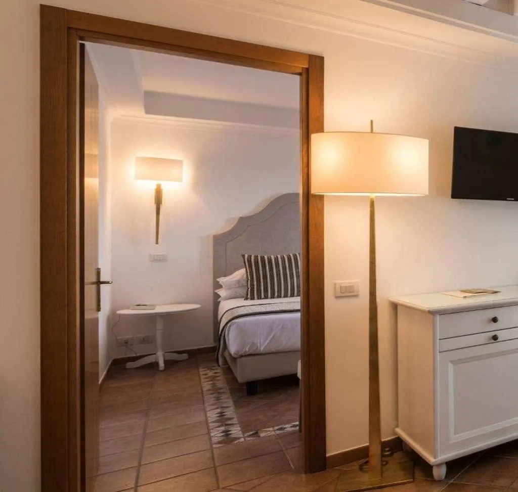 Room, Oasi Di Kufra, Rome