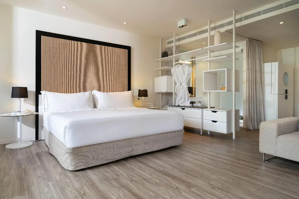 SUITE GARDEN VIEW Room, Melia South Beach, Majorca