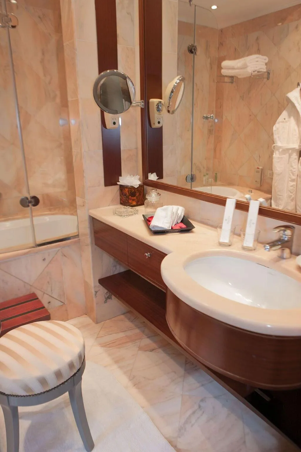 Room, Grande Albergo Delle Rose, Rhodes
