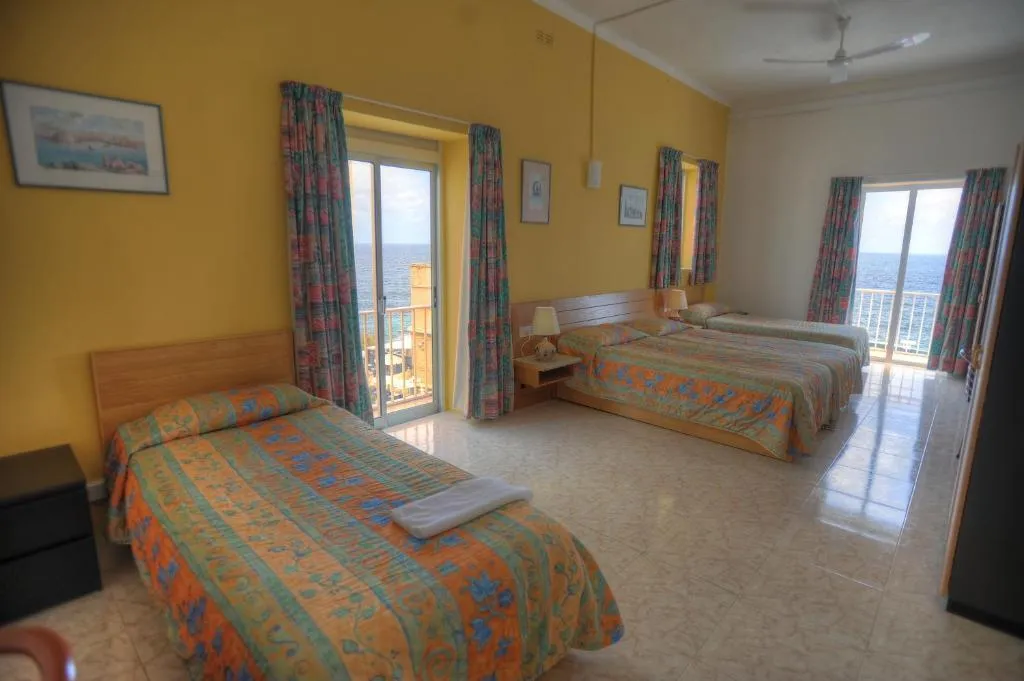 QUADRUPLE SEA VIEW Room, Astra Hotel, Malta
