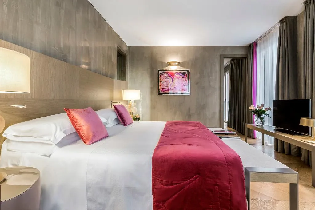 SUITE STANDARD Room, Rosa Grand Milano - Starhotels Collezione, Milan