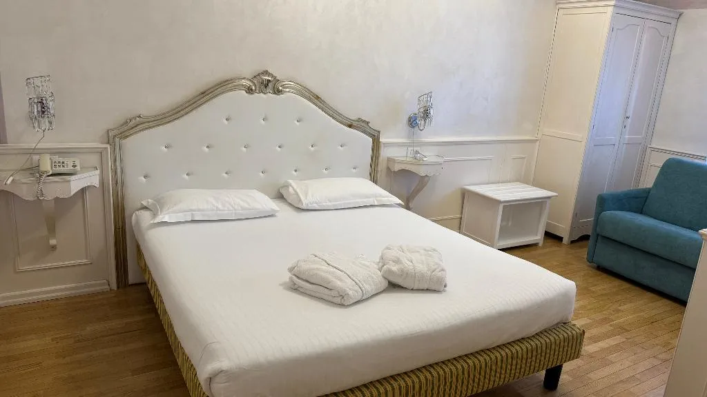 DOUBLE CAPACITY 3 Room, Hotel Villa Patriarca, Venice