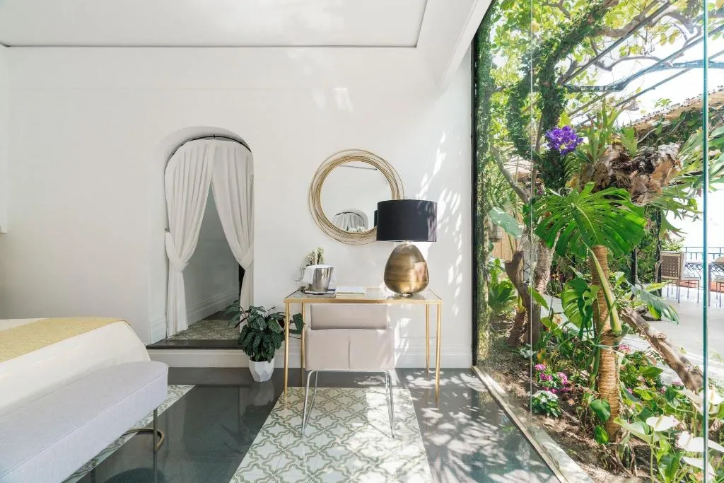 SUITE DELUXE SEA VIEW Room, Villa Magia, Naples
