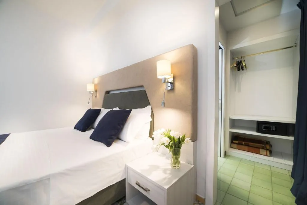 DOUBLE SEA VIEW Room, Hotel Sole Splendid, Naples